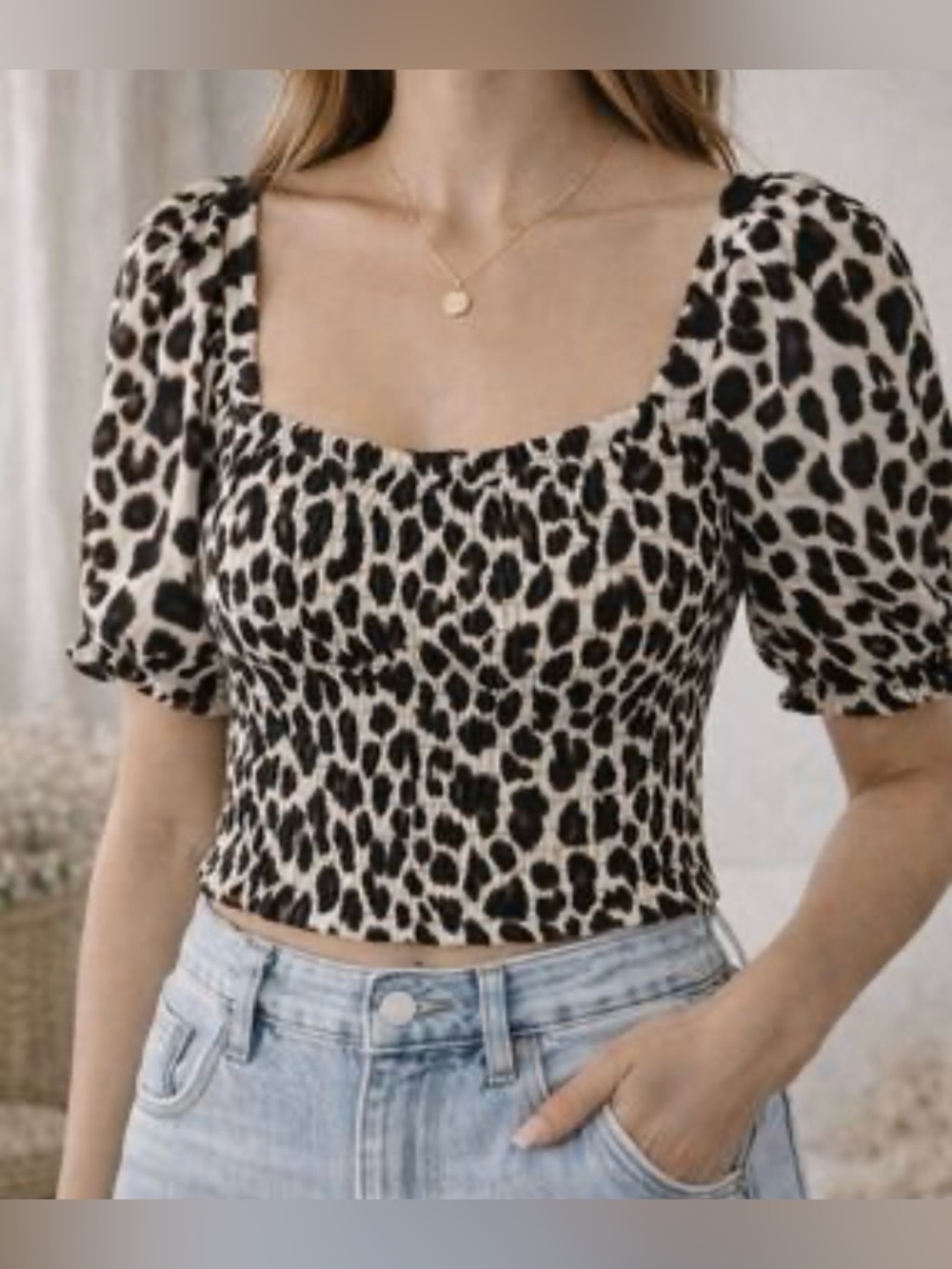 Monteau Crop Top Leopard Size Large NWT